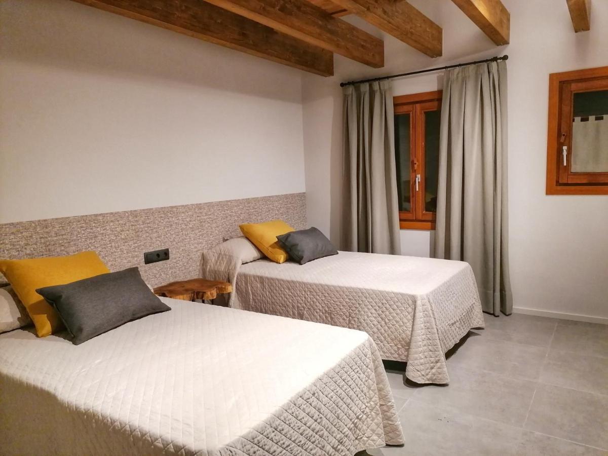 Apartament "El Castell" Casa Rural Cal Rialla Llivia Esterno foto