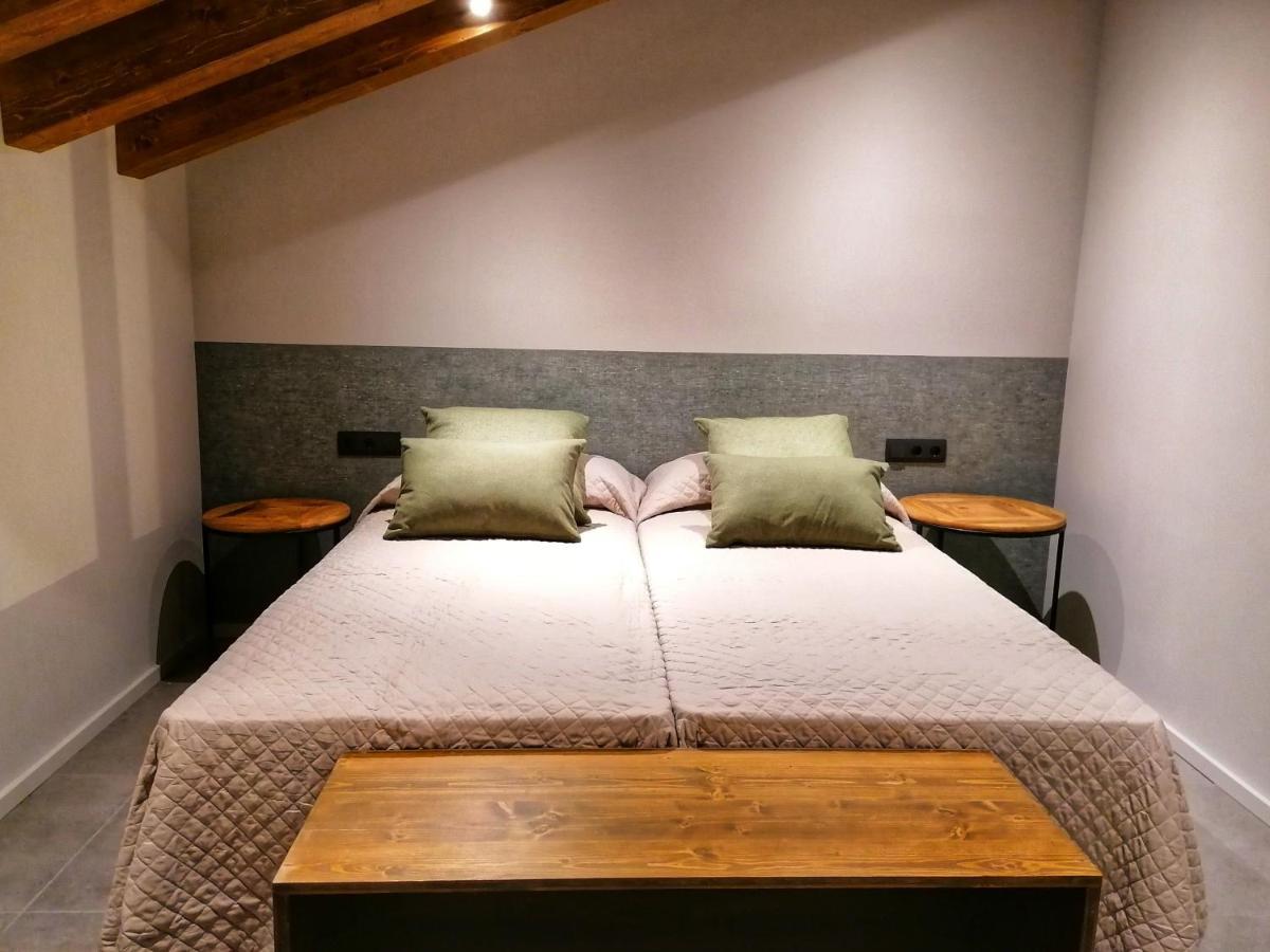 Apartament "El Castell" Casa Rural Cal Rialla Llivia Esterno foto